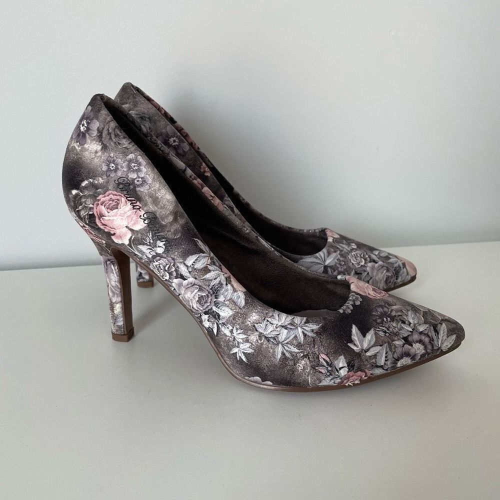 BRUNO BANANI Floral Grey Pointy Toe Size 37 (US 6.5) High Heel Shoes
